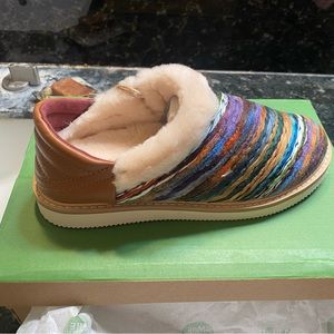 Brand new in box Sanuk shoes.